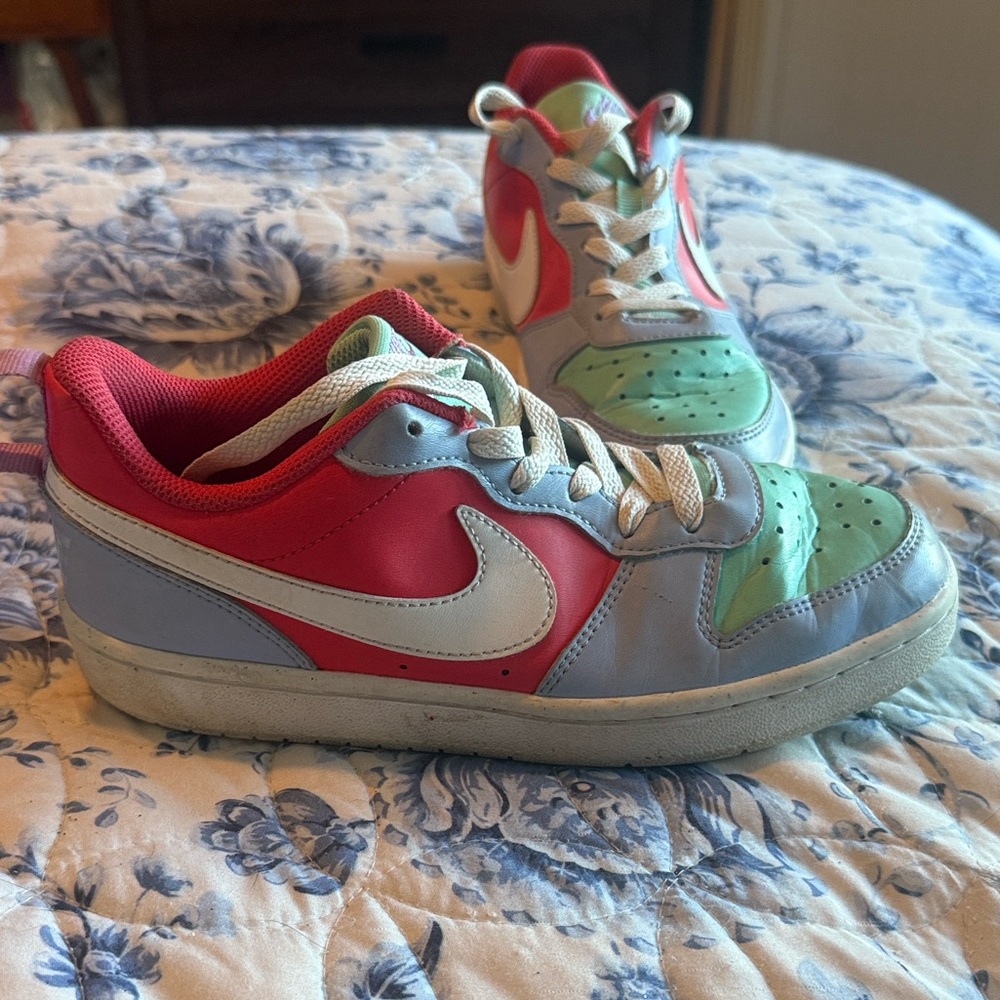 Nike Kids Multicolor Sneakers 4y